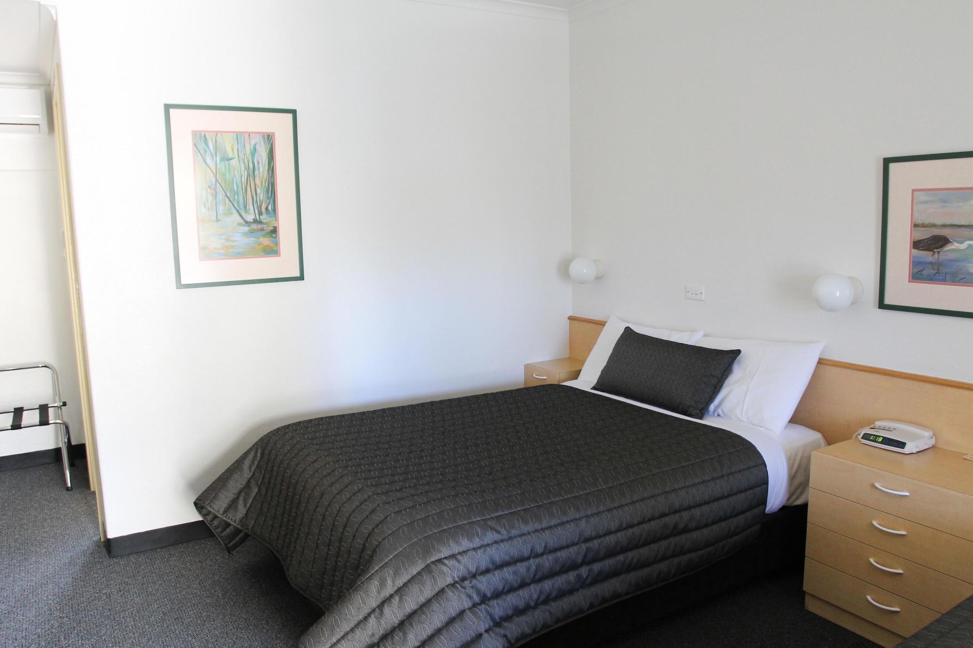 Mid City Motor Inn Queanbeyan Exteriér fotografie